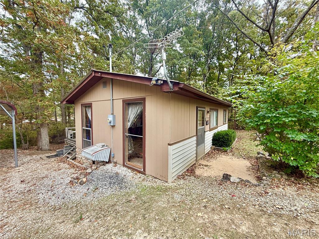 6405 Robin Lane — photo