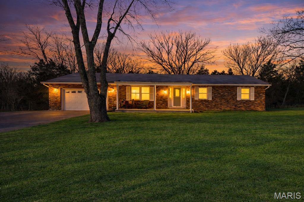 5255 Hillsboro Road — photo