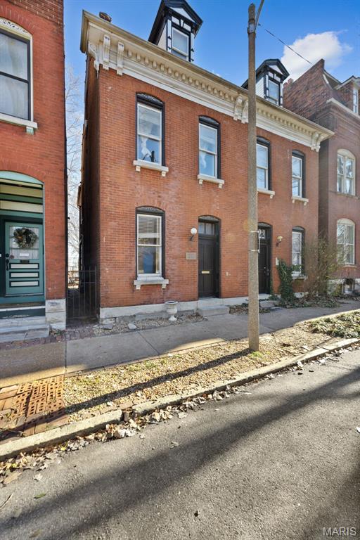 2320 S 9th Street — photo