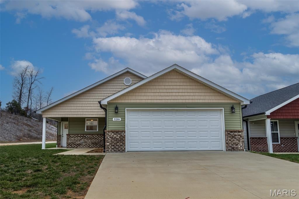 5208 Hubble Cove Drive — photo