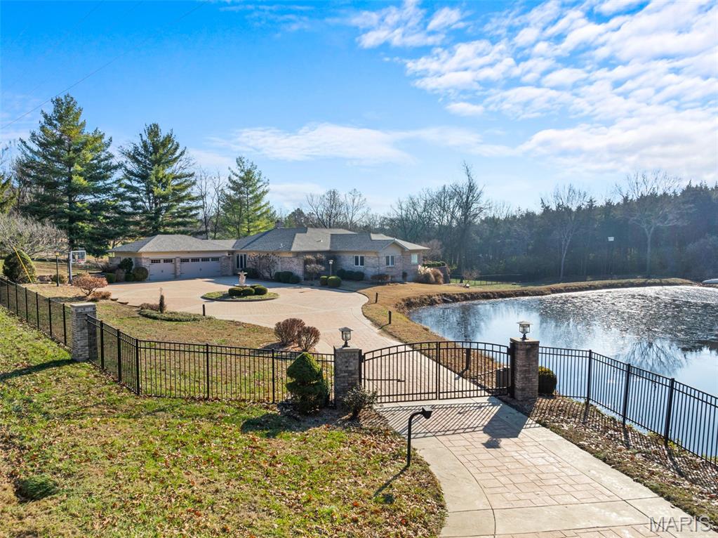 6414 Country Club Road — photo