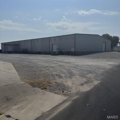 300 Matthews Lane — photo
