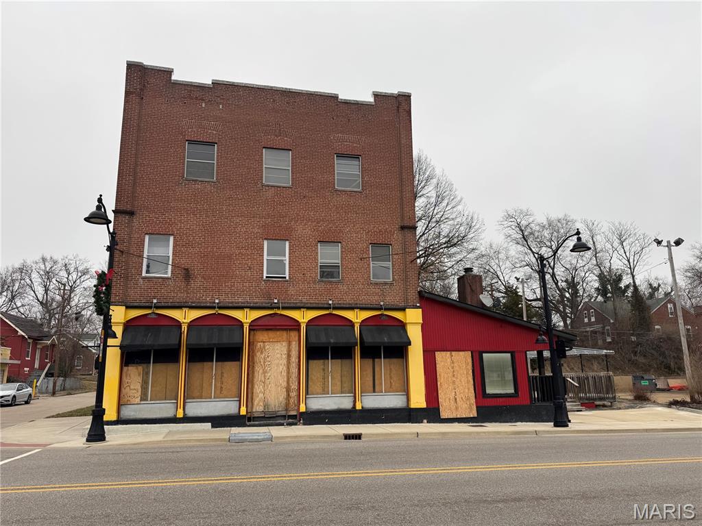 923 W Main Main — photo