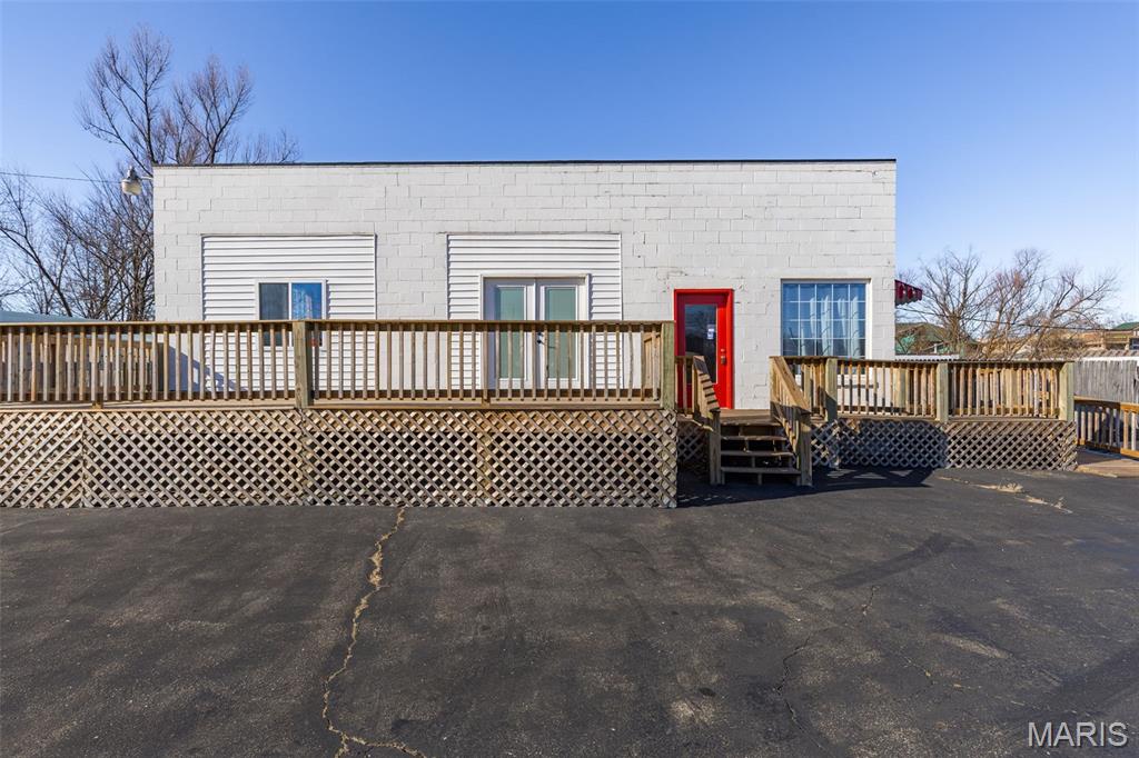 202 Lincoln Drive — photo