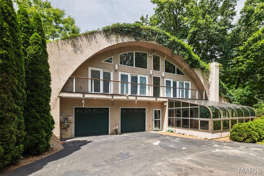 21 Charles Drive — photo
