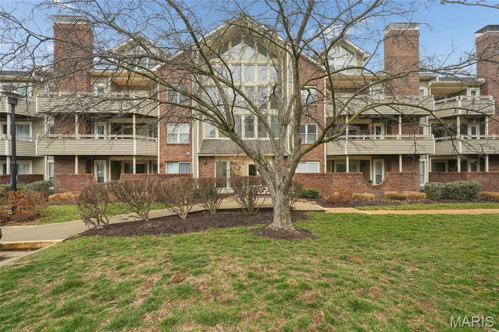 1010 Thoreau Court 310 — photo
