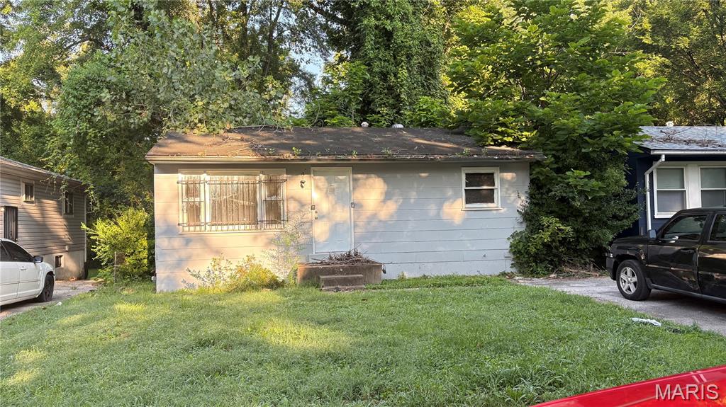 10235 Lord Drive — photo