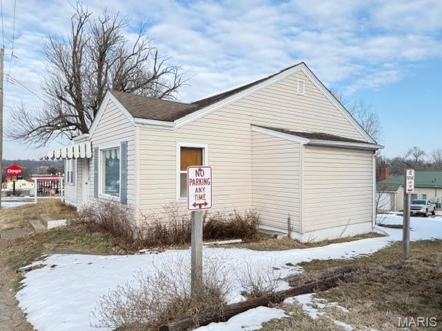 200 E Main Street — photo