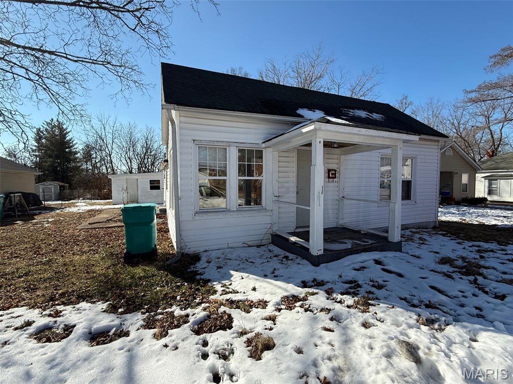 222 Miller Street — photo