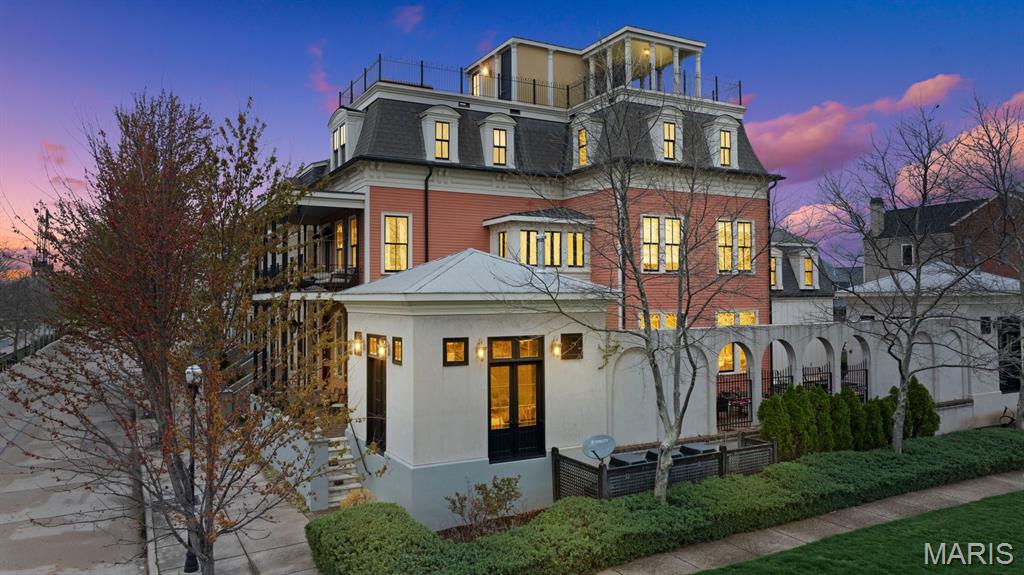 3520 Galt House Drive — photo