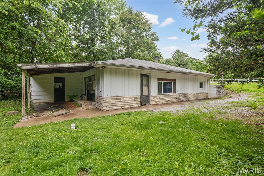 9310 Richfield Road — photo