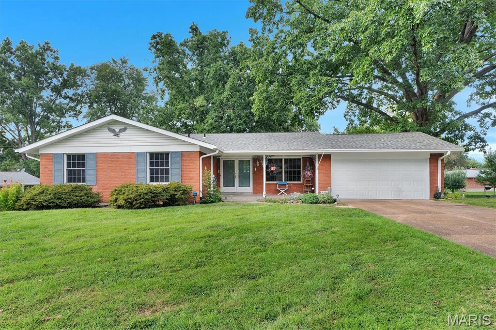 5837 Oak Forest Lane — photo