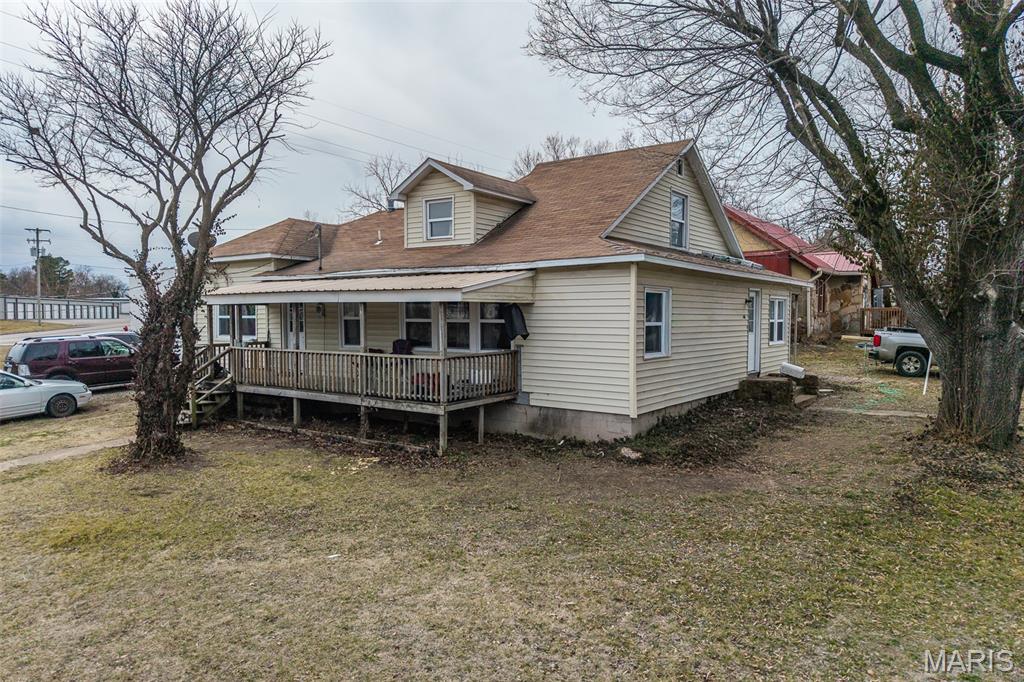 588 Locust Street — photo