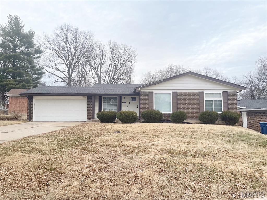 11870 Hidden Lake Drive — photo