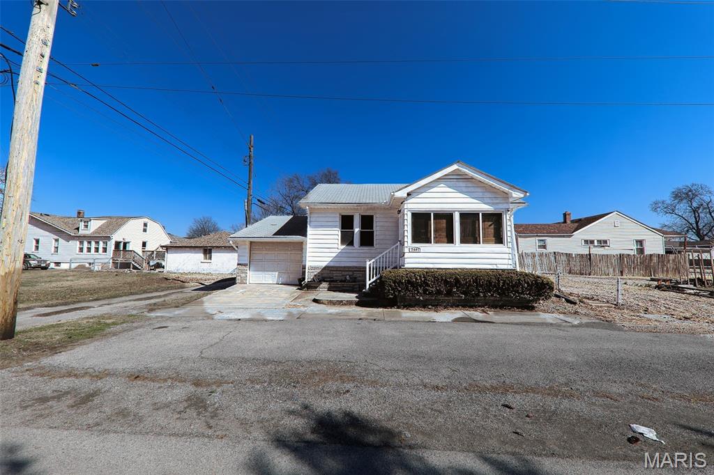 2801 Ralph Street — photo