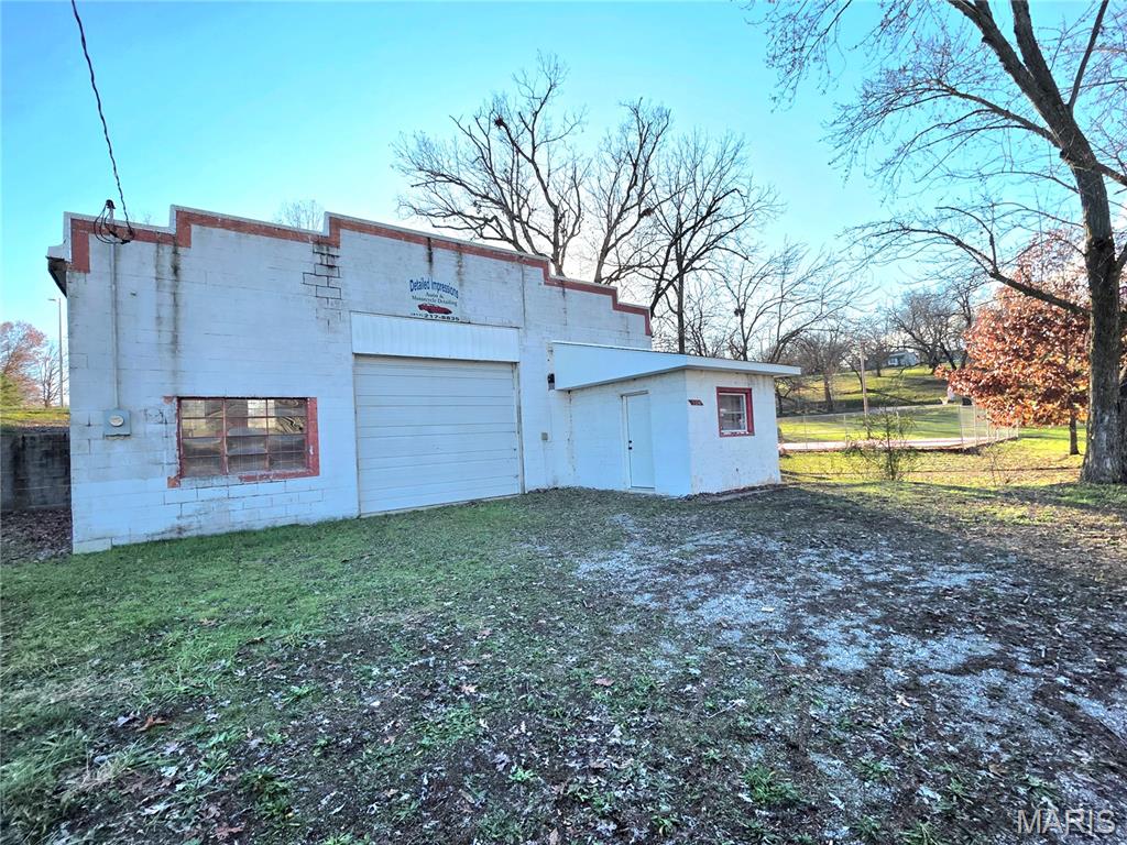 520 E Main Street — photo