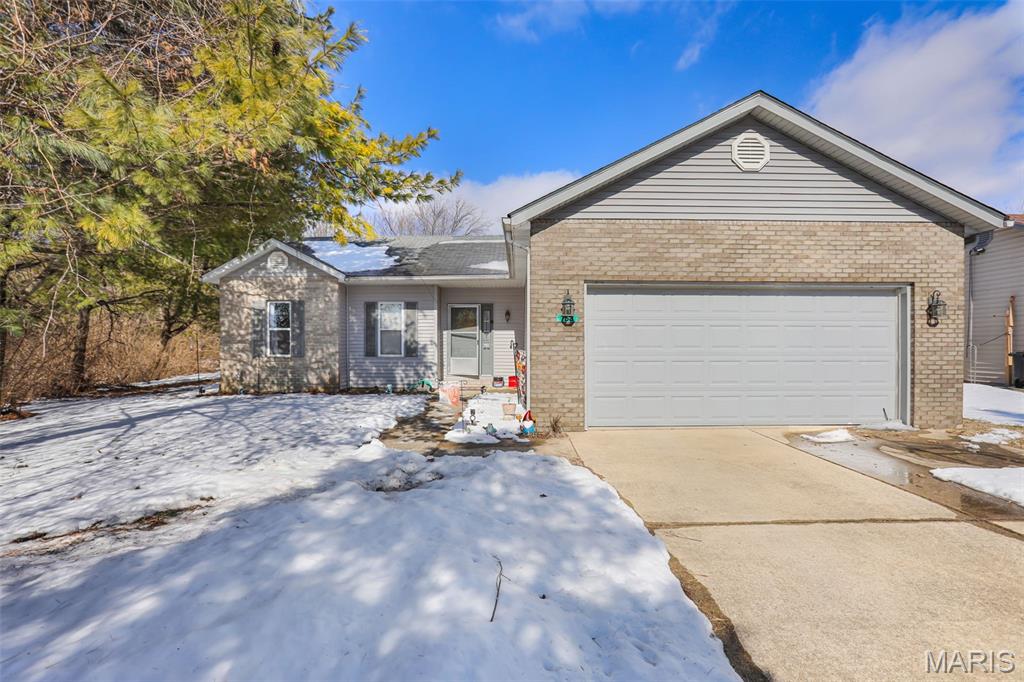 753 Forest Green Drive — photo