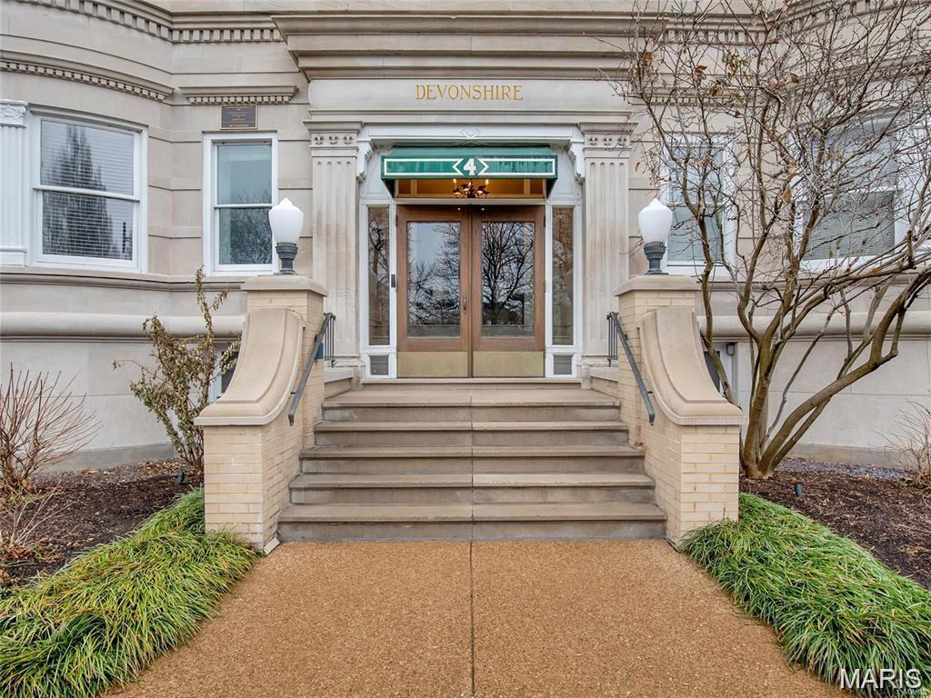 4 N Kingshighway Boulevard 4D — photo