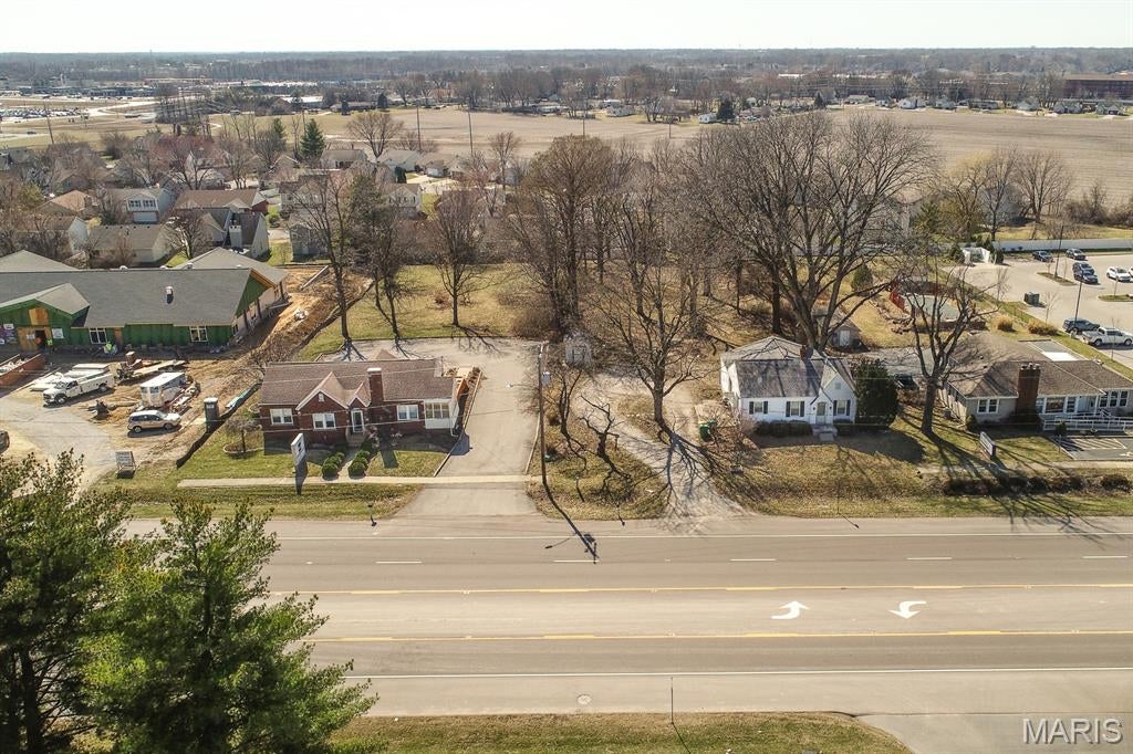 813 and 815 W Highway 50 — photo