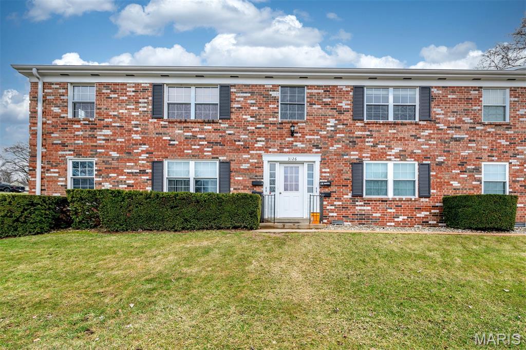 3126 Carnaby Lane C — photo