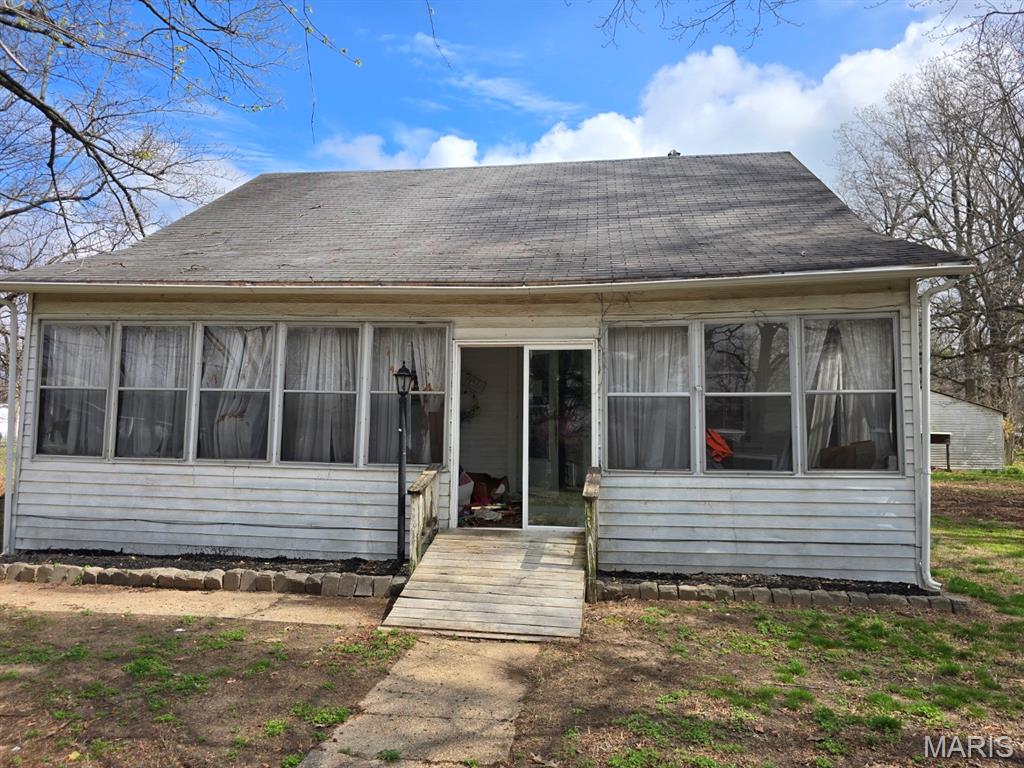 205 Maxine — photo