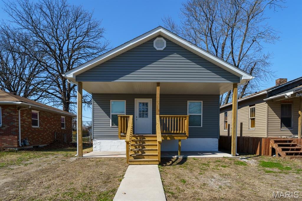 1111 Greenwood Street — photo