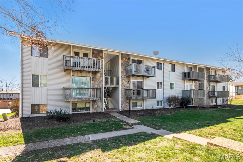 113 Lemans Court 113 — photo