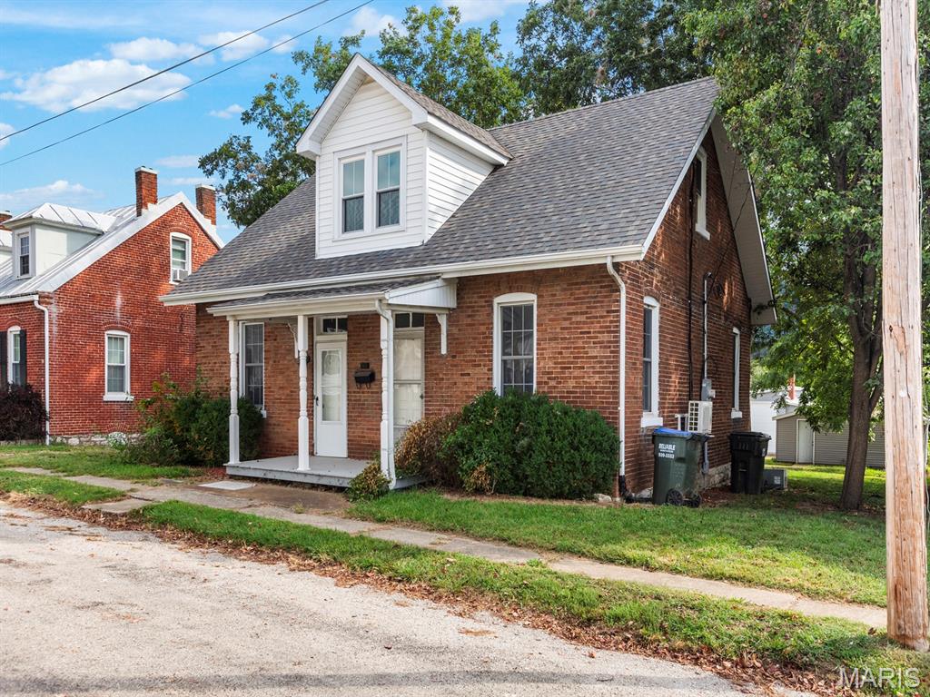 306 Walnut Street — photo