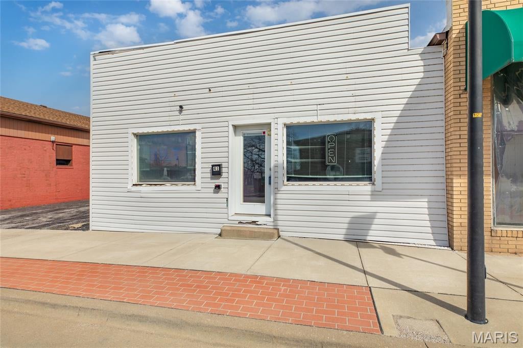41 W Ferguson Avenue — photo