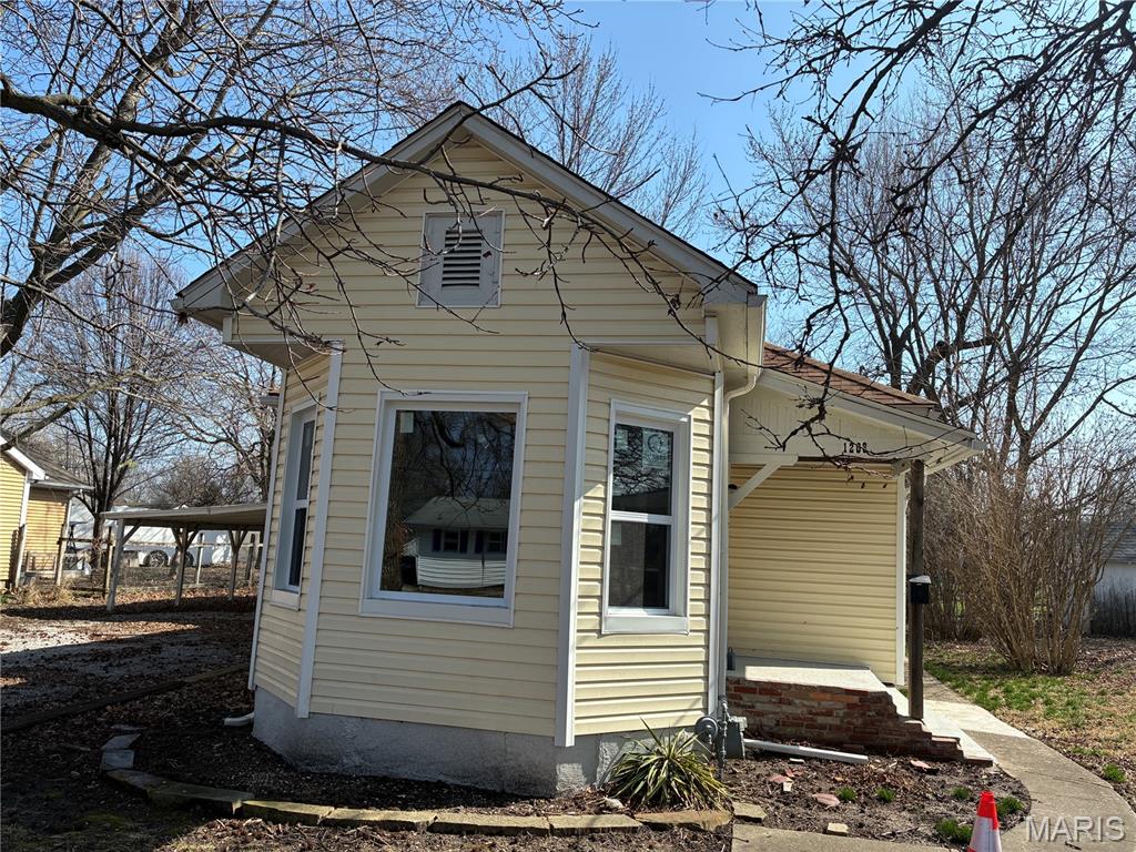 1208 N Madison Street — photo