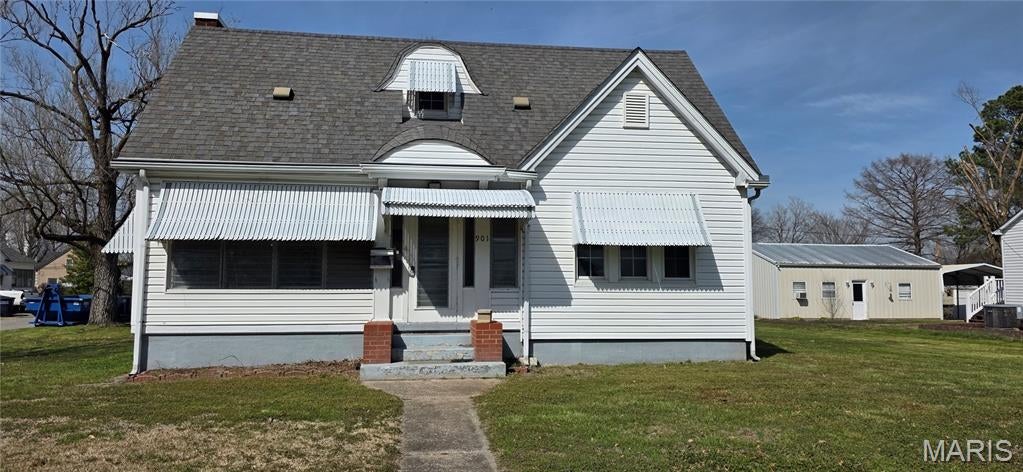 901 E Main Street — photo