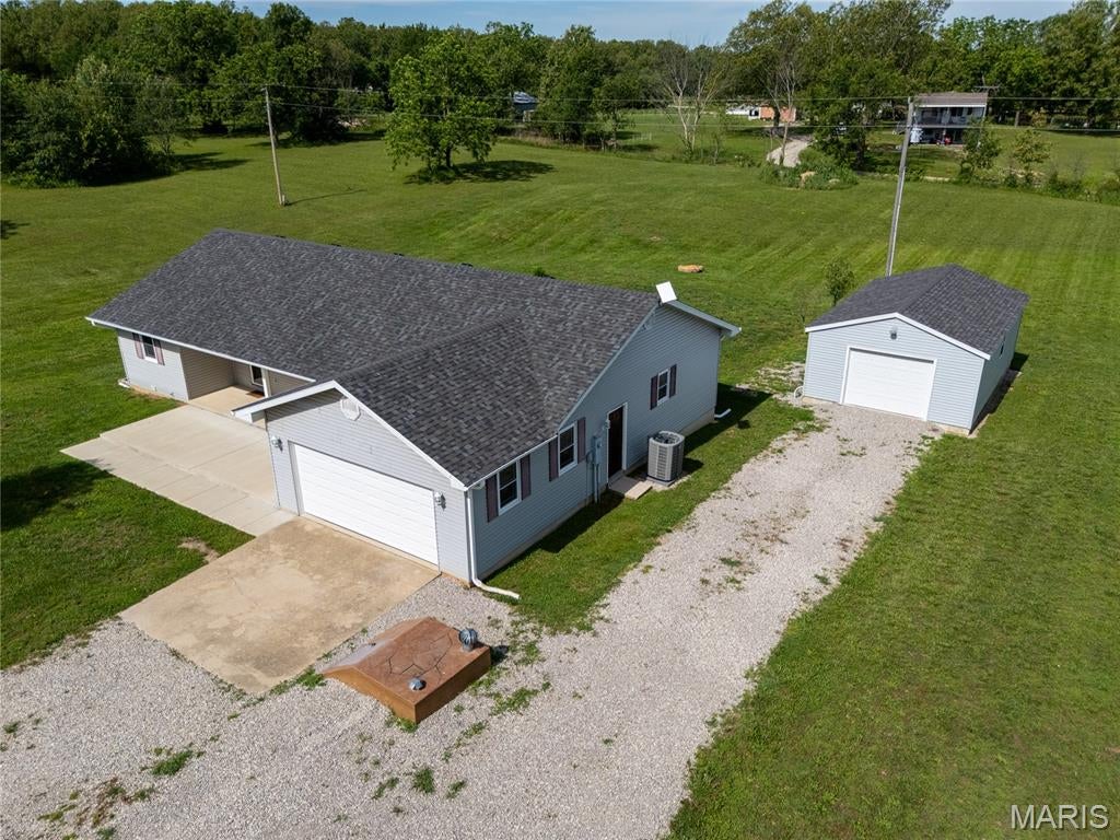 30421 Peach Blossom Lane — photo