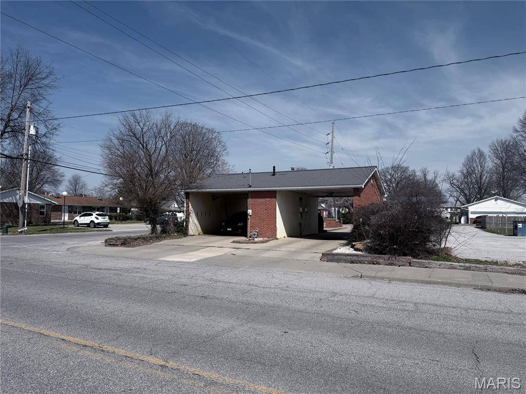 129 W Main Street — photo