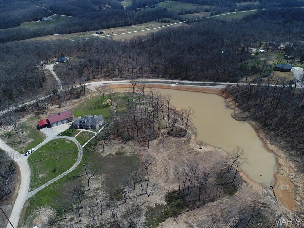 910 Oak Pass Lane — photo
