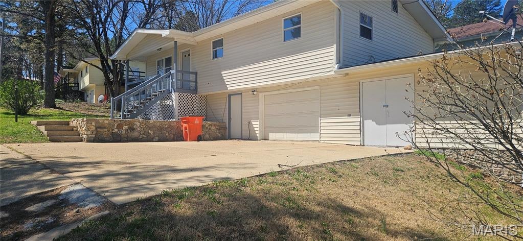 485 Skyview Drive — photo