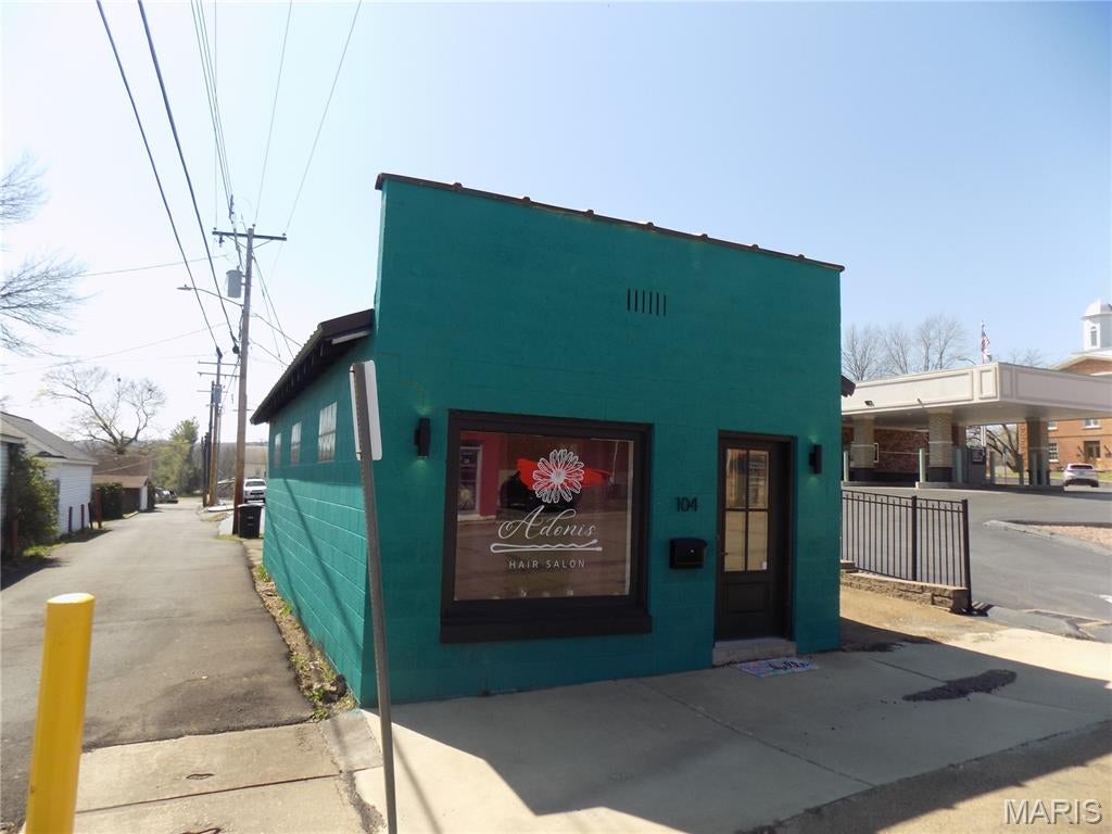 104 E Wayne Street — photo