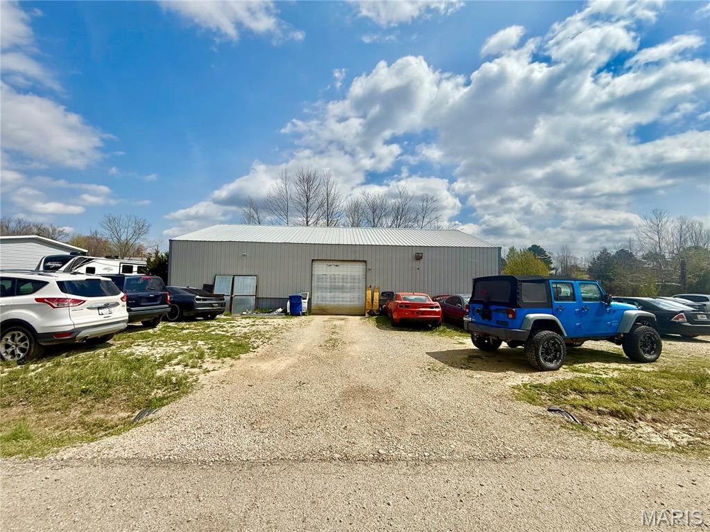 1087 Madison 333 — photo