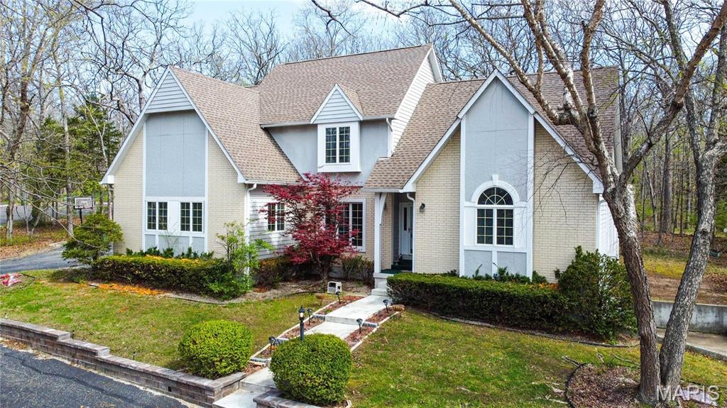 900 Country Lane — photo
