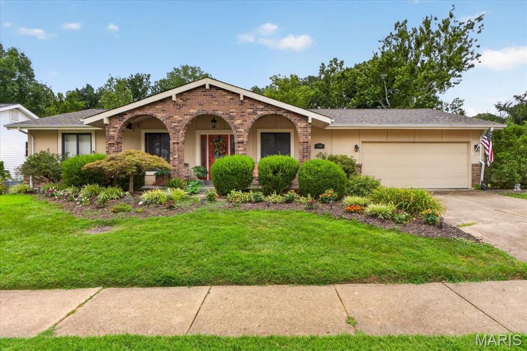 15446 Grantley Drive — photo