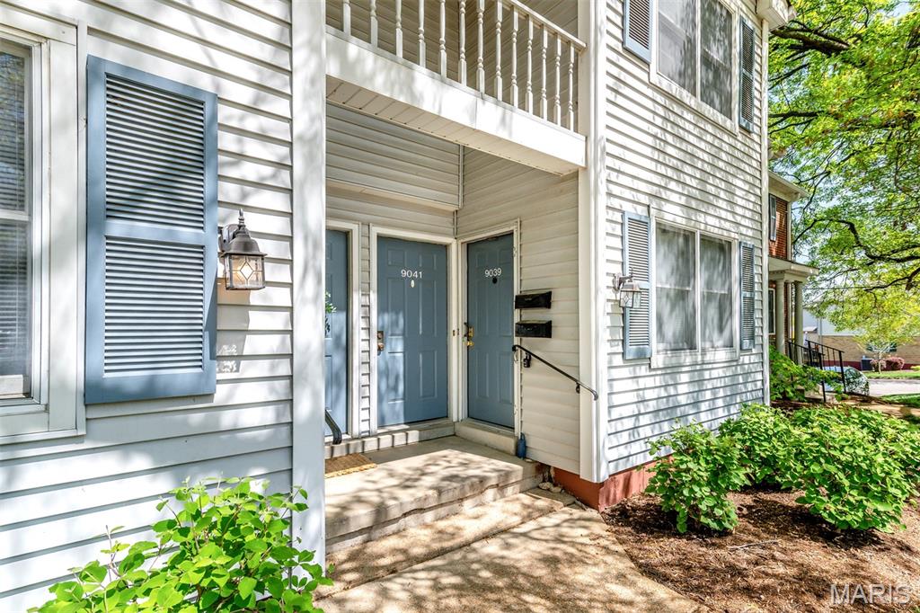 9039 W Swan Circle — photo