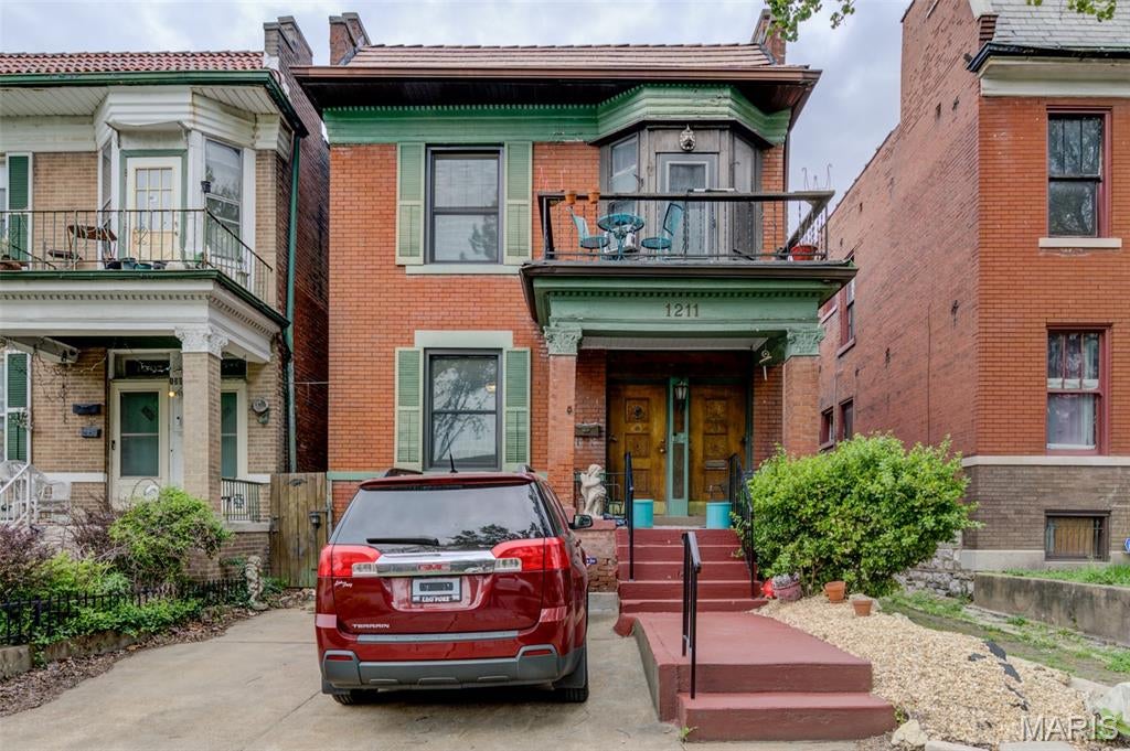 1211 Clara Ave. Avenue — photo