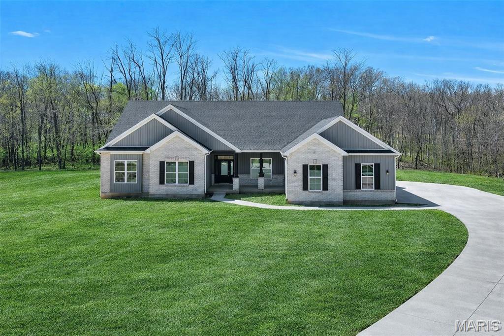 300 Schaper Estates Xing — photo