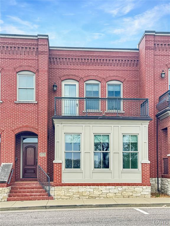 524 W Front Street — photo