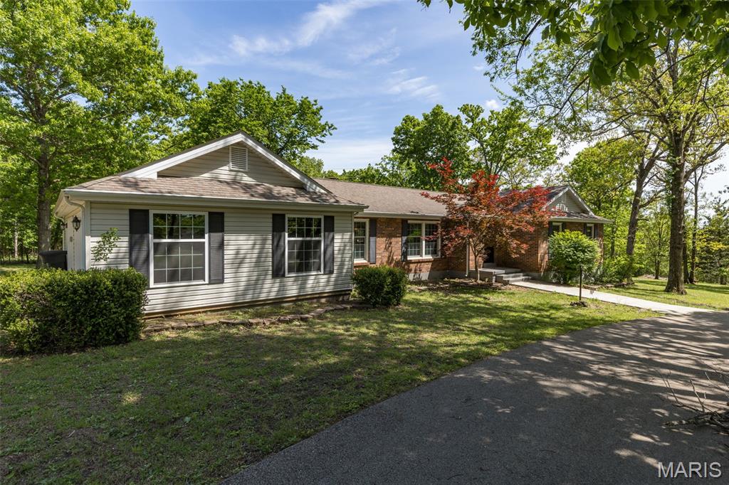 842 Ridgeview Drive — photo