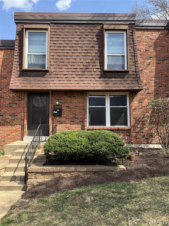 13573 Coliseum Drive — photo