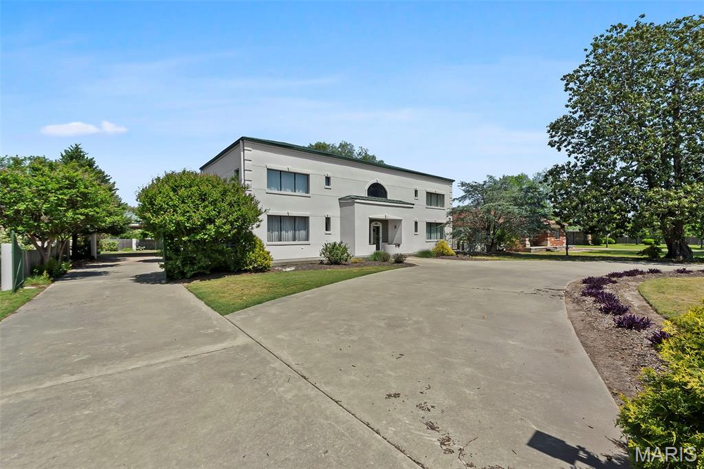 910 State Highway U — photo