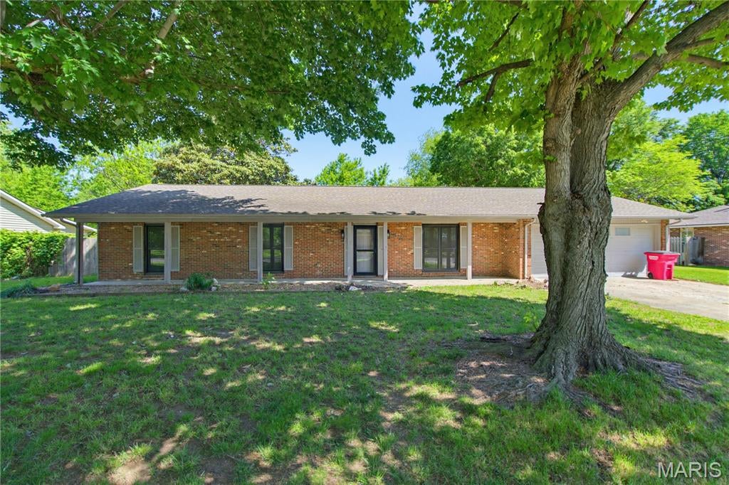 126 Bradley Drive — photo