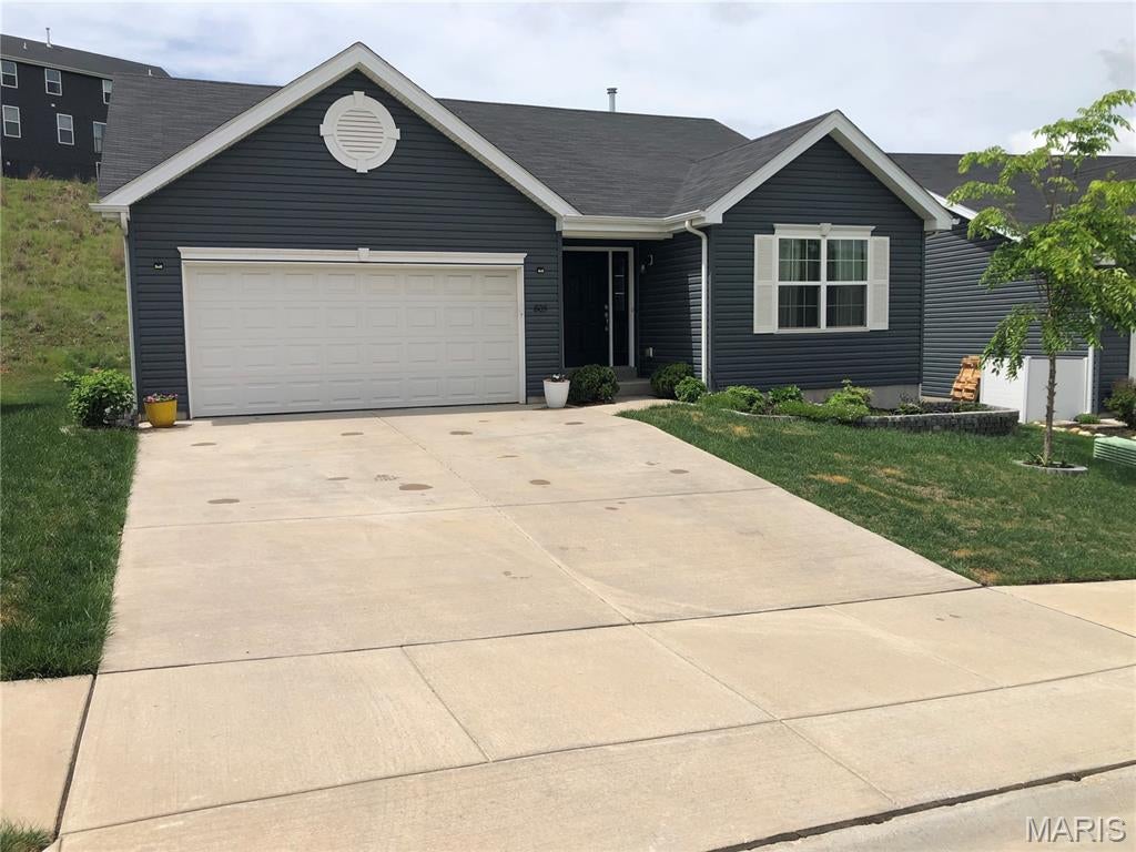 805 Valley Pine Drive — photo