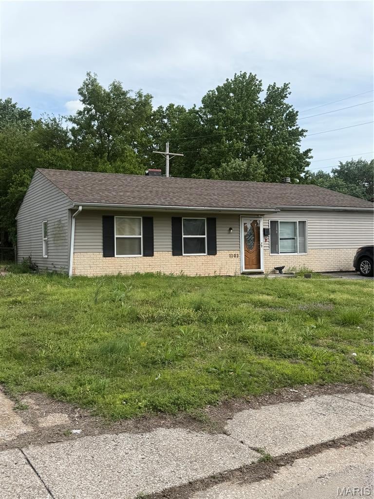 1102 Saint Clement Drive — photo