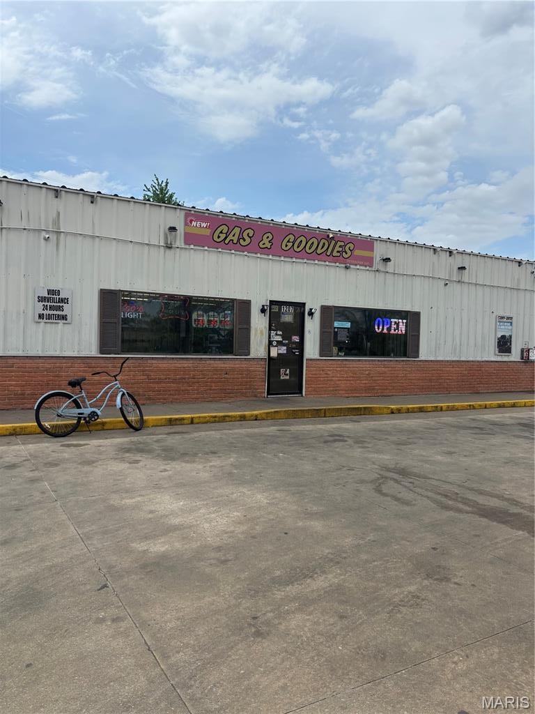 1207 W Malone Avenue — photo